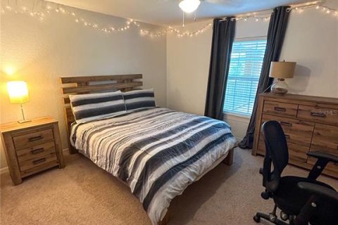 Condominio en alquiler en Orlando, Florida, 2 dormitorios, 96.9 m2 № 1884760 - foto 13