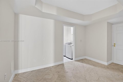 Condominio en alquiler en Sunny Isles Beach, Florida, 3 dormitorios, 205.31 m2 № 2053324 - foto 27