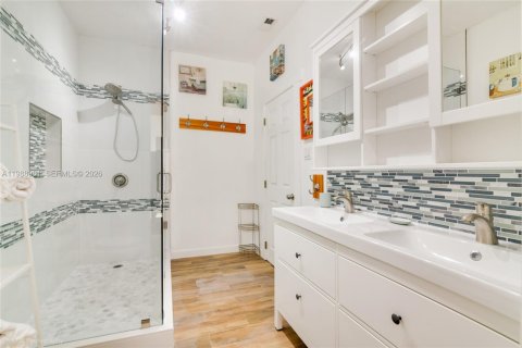 Casa en alquiler en Hallandale Beach, Florida, 4 dormitorios, 167.22 m2 № 2052102 - foto 23