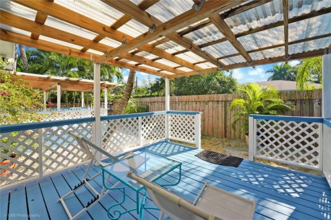 Casa en alquiler en Hallandale Beach, Florida, 4 dormitorios, 167.22 m2 № 2052102 - foto 28