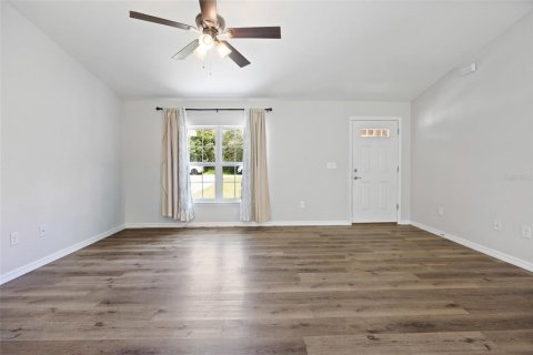 House in Ocala, Florida 3 bedrooms, 123.75 sq.m. № 1905724 - photo 4