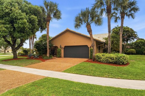 House in Deerfield Beach, Florida 3 bedrooms, 208.29 sq.m. № 2190090 - photo 9