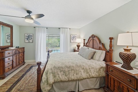 House in Deerfield Beach, Florida 3 bedrooms, 208.29 sq.m. № 2190090 - photo 7