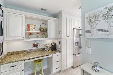 House in Deerfield Beach, Florida 3 bedrooms, 208.29 sq.m. № 2190090 - photo 17