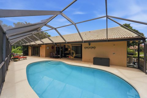 House in Deerfield Beach, Florida 3 bedrooms, 208.29 sq.m. № 2190090