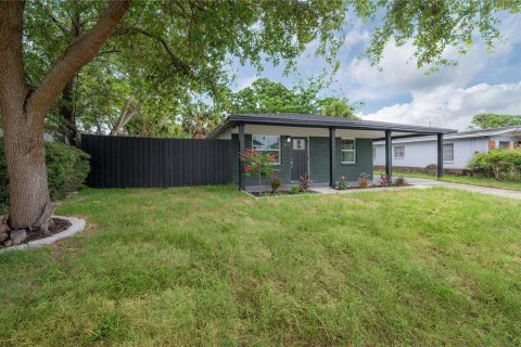 Villa ou maison à Tampa, Floride 3 chambres, 98.1 m2 № 2149890