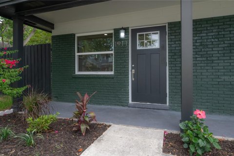 Villa ou maison à vendre à Tampa, Floride: 3 chambres, 98.1 m2 № 2149890 - photo 25