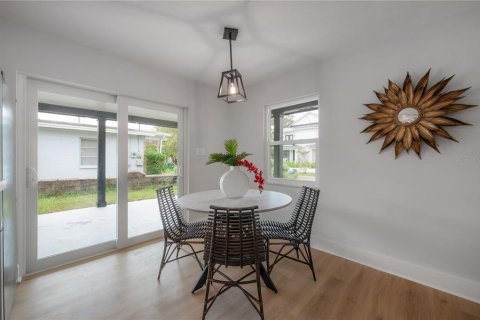 Villa ou maison à vendre à Tampa, Floride: 3 chambres, 98.1 m2 № 2149890 - photo 7