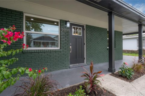 Villa ou maison à vendre à Tampa, Floride: 3 chambres, 98.1 m2 № 2149890 - photo 2