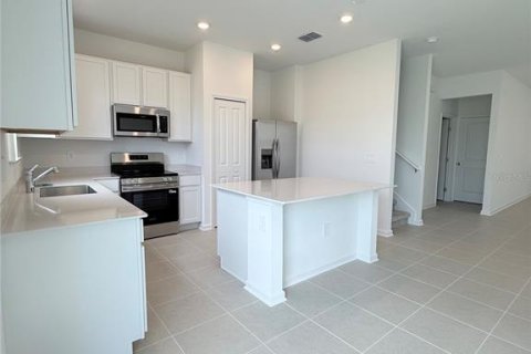 Touwnhouse à louer à Kissimmee, Floride: 3 chambres, 173.08 m2 № 2157949 - photo 6