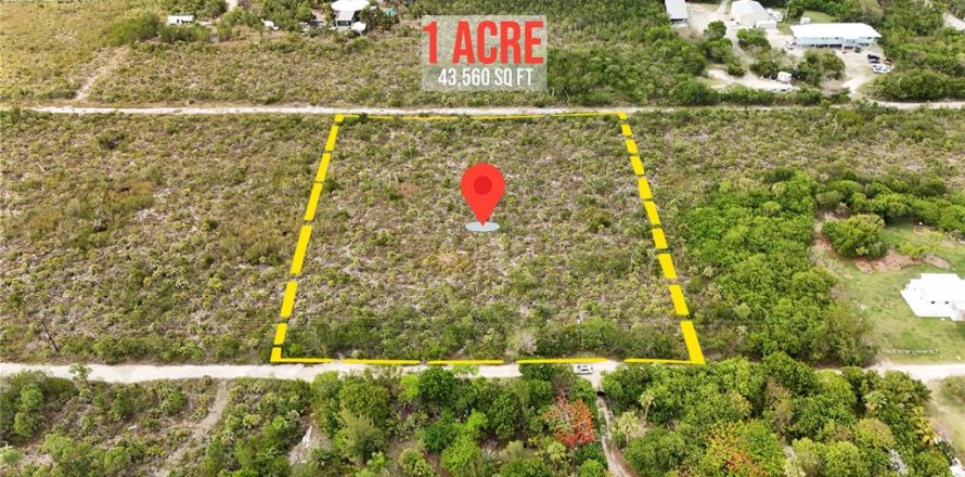 Land in Big Pine Key, Florida № 2110007