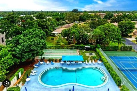 Condo in Bradenton, Florida, 2 bedrooms № 2206518 - photo 15