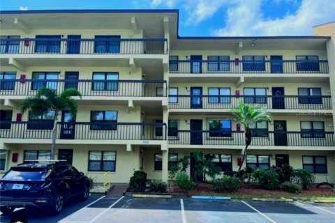 Condo in Bradenton, Florida, 2 bedrooms № 2206518