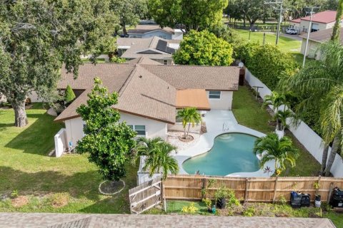 Villa ou maison à vendre à Clearwater, Floride: 4 chambres, 162.49 m2 № 1902012 - photo 10