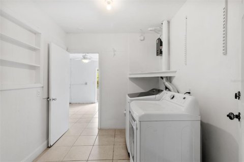 Villa ou maison à vendre à Clearwater, Floride: 4 chambres, 162.49 m2 № 1902012 - photo 13