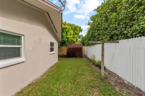 Villa ou maison à vendre à Clearwater, Floride: 4 chambres, 162.49 m2 № 1902012 - photo 21