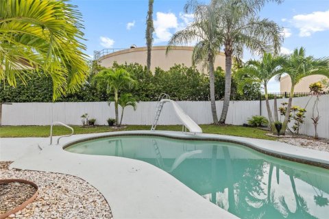 Villa ou maison à vendre à Clearwater, Floride: 4 chambres, 162.49 m2 № 1902012 - photo 22