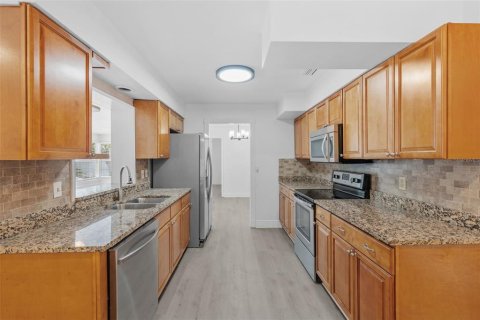 Villa ou maison à vendre à Clearwater, Floride: 4 chambres, 162.49 m2 № 1902012 - photo 27