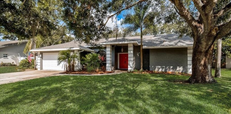 House in Sarasota, Florida 4 bedrooms, 194.35 sq.m. № 1869270