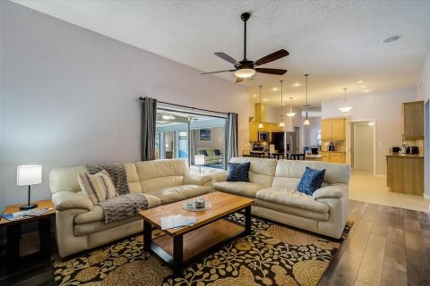 House in Sarasota, Florida 4 bedrooms, 194.35 sq.m. № 1869270 - photo 14