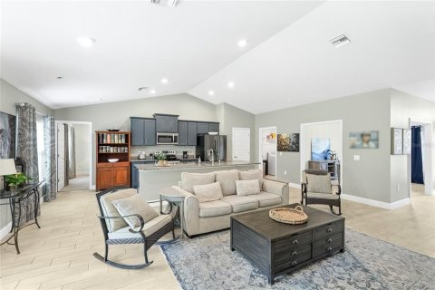 Casa en venta en Port Charlotte, Florida, 4 dormitorios, 196.67 m2 № 1911372 - foto 10
