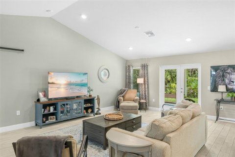 Casa en venta en Port Charlotte, Florida, 4 dormitorios, 196.67 m2 № 1911372 - foto 8