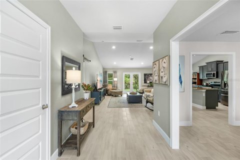 Casa en venta en Port Charlotte, Florida, 4 dormitorios, 196.67 m2 № 1911372 - foto 6