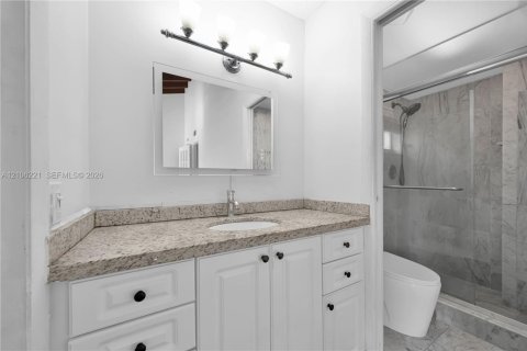 Touwnhouse à vendre à Miami Shores, Floride: 3 chambres, 129.51 m2 № 2414719 - photo 13