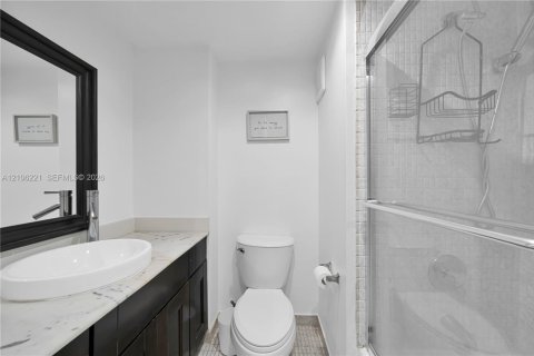 Touwnhouse à vendre à Miami Shores, Floride: 3 chambres, 129.51 m2 № 2414719 - photo 15
