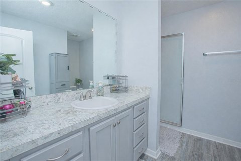 House in Auburndale, Florida 4 bedrooms, 146.41 sq.m. № 2092460 - photo 16
