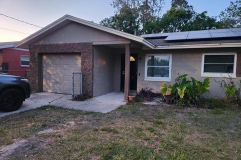 House in Mount Dora, Florida 3 bedrooms, 96.62 sq.m. № 1885994 - photo 2