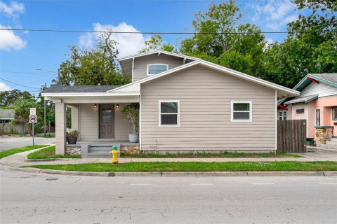 Casa en Daytona Beach, Florida 3 dormitorios, 205.69 m2 № 2100570
