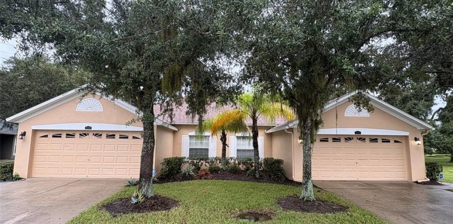 Villa ou maison à Wesley Chapel, Floride 3 chambres, 133.97 m2 № 2419743