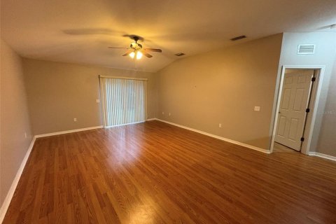 Villa ou maison à louer à Wesley Chapel, Floride: 3 chambres, 133.97 m2 № 2419743 - photo 6