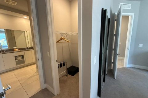 Снять в аренду кондоминиум в Фор-Корнерс, Флорида 3 спальни, 139.35м2, № 2111903 - фото 17
