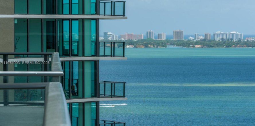Condo à Miami, Floride, 2 chambres  № 2080513