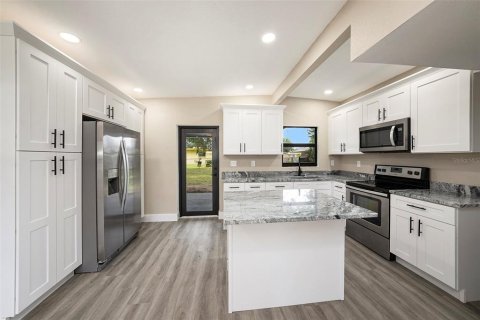 House in Tampa, Florida 3 bedrooms, 101.73 sq.m. № 1878203 - photo 6