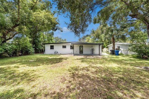 House in Tampa, Florida 3 bedrooms, 101.73 sq.m. № 1878203 - photo 15