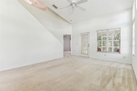 Condo in Lutz, Florida, 3 bedrooms  № 1745504 - photo 11