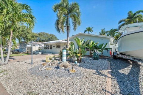 Casa en venta en Hollywood, Florida, 3 dormitorios, 156.82 m2 № 1982920 - foto 3