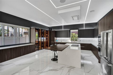 Снять в аренду виллу или дом в Дорал, Флорида 5 спален, 356.84м2, № 2046334 - фото 21