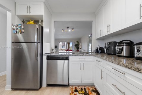 Copropriété à vendre à Miami, Floride: 1 chambre, 66.15 m2 № 2066276 - photo 6