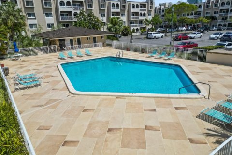 Copropriété à vendre à Miami, Floride: 1 chambre, 66.15 m2 № 2066276 - photo 22