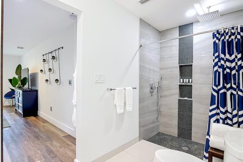 Купить виллу или дом в Порт-Шарлотт, Флорида 4 комнаты, 226.5м2, № 2314345 - фото 29