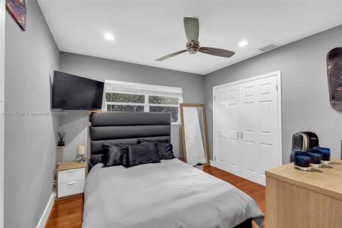 Casa en venta en Miami, Florida, 3 dormitorios, 204.01 m2 № 1692364 - foto 29