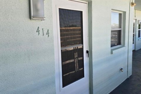Condominio en Saint Petersburg, Florida, 1 dormitorio № 2418420