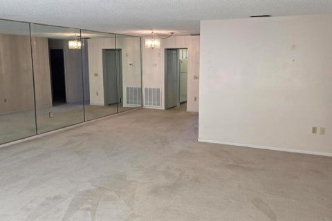 Condominio en alquiler en Saint Petersburg, Florida, 1 dormitorio, 98.01 m2 № 2418420 - foto 8