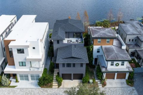 Casa en Orlando, Florida 4 dormitorios, 322.09 m2 № 2098710