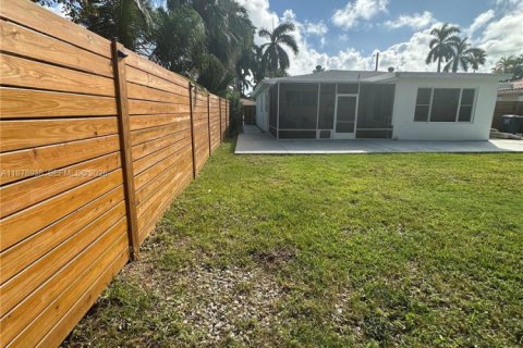 Купить виллу или дом в Холливуд, Флорида 3 спальни, 141.21м2, № 2046308 - фото 30