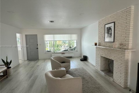 Купить виллу или дом в Холливуд, Флорида 3 спальни, 141.21м2, № 2046308 - фото 5